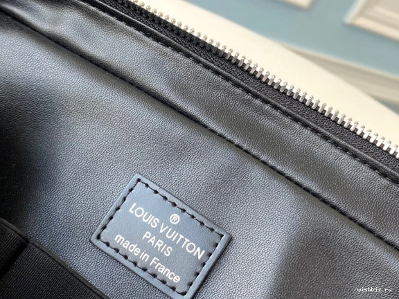 WIS GM VUITTON LOUIS POUCH TOILETRY 0925